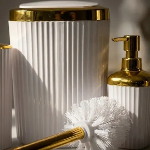 Badezimmer Zubehör Set 6-teilig Loginis Hellblau Schwarz Weiß Kunststoff modern – Bild 3